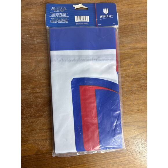 Texas Rangers House Flag 27"x37" Vertical Hanging Baseball WinCraft Red Blue MLB - Picture 3 of 4